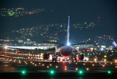 静かな旅立ち　「Boeing 737-800」