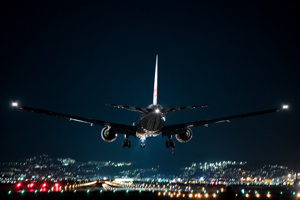 夜の到着便^^