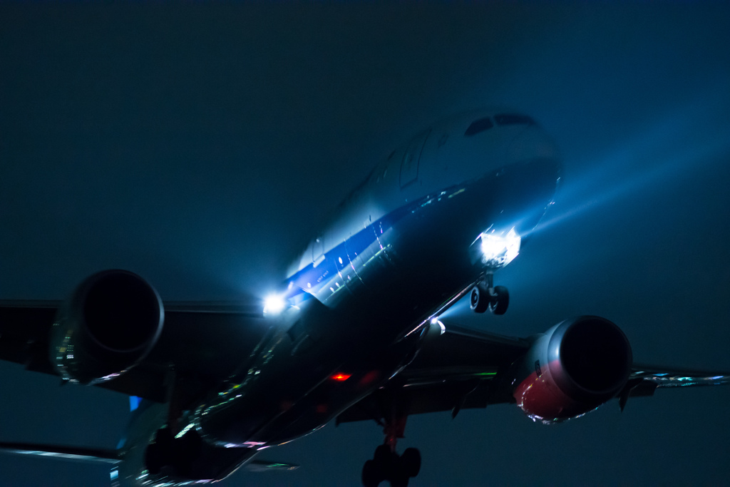 夜のB787