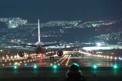 夜の出発便