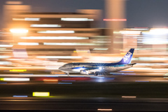 夜の大阪空港
