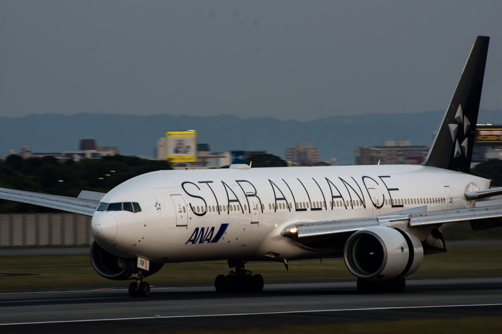 スタアラとの出会い　「Boeing 777-200」