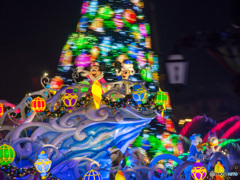 カラー・オブ・クリスマス ミッキー流し撮り