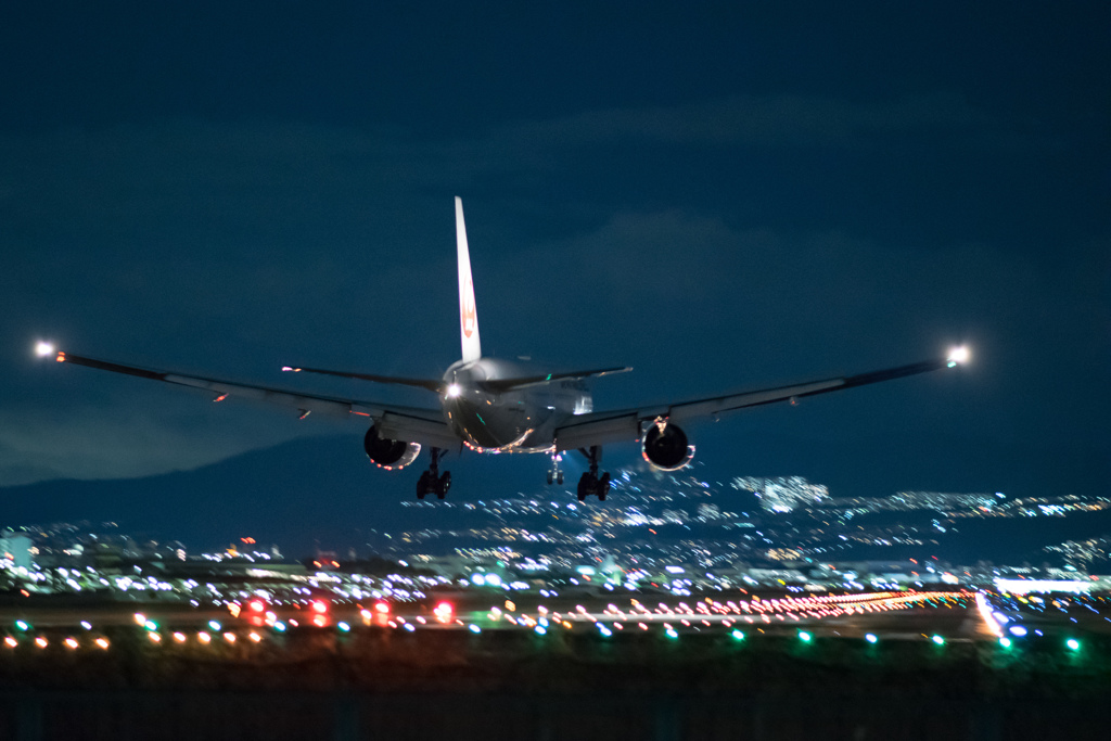 大型機の到着