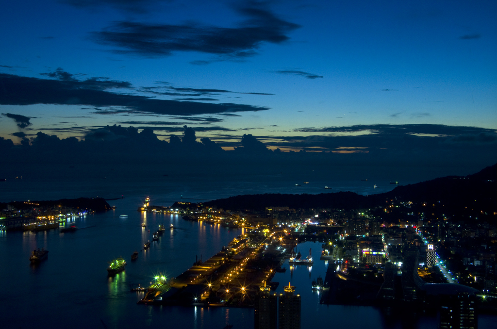 高雄の夕景