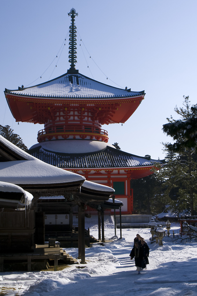 冬の壇上伽藍　根本大塔