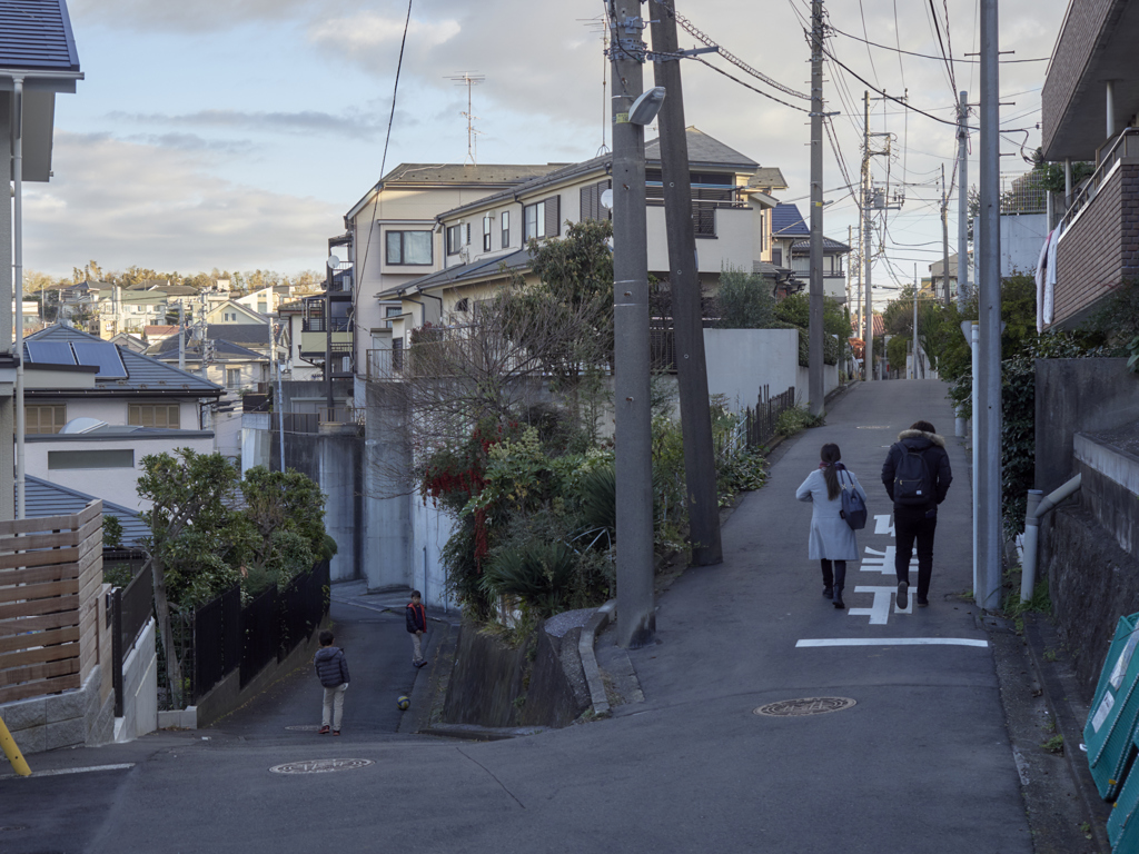 行く人来る人