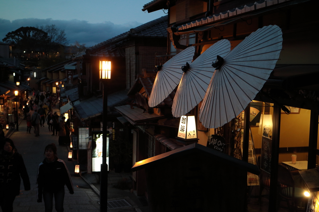 京の夕暮れ