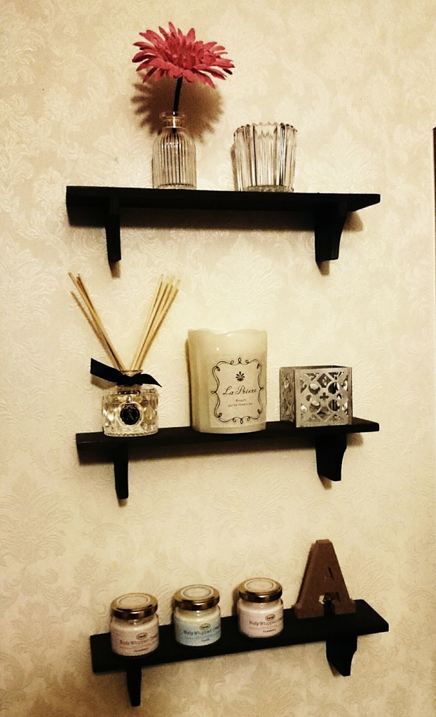 エステ部屋の棚を