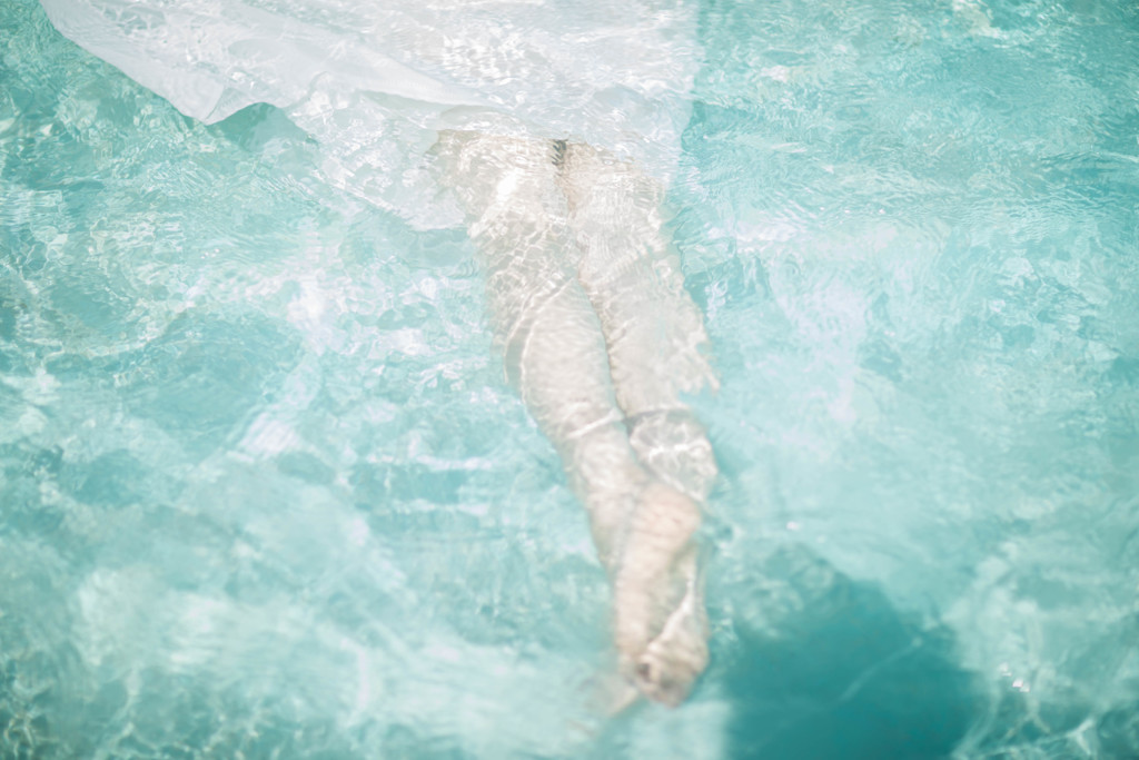 「水の愛、輝き心の音波」
