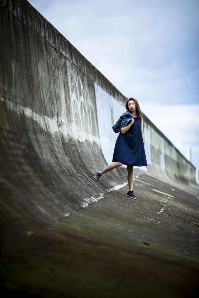 「Large wall」
