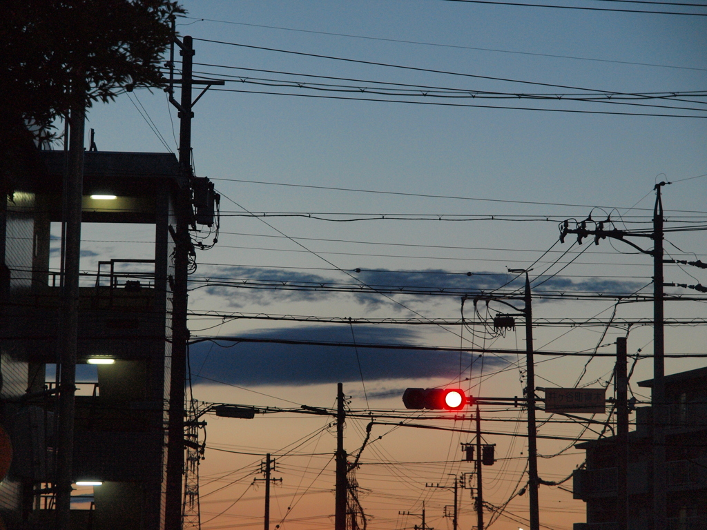 夕暮れの信号