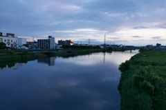 鶴見川