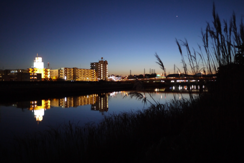 鶴見川　夕景