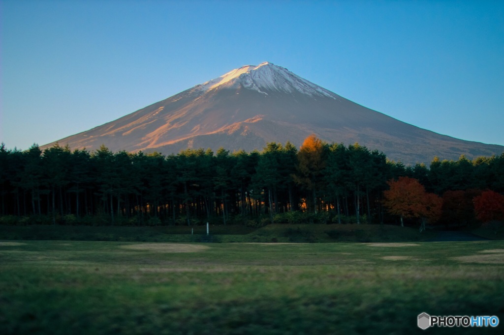 早朝の富士山