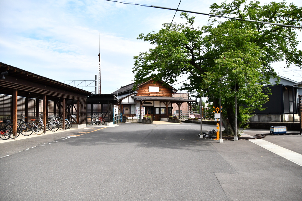 北府（きたご）駅は古い駅