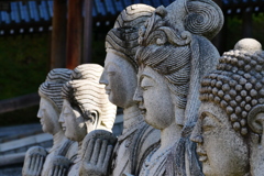お顔