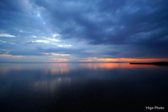 淡い夜明け…琵琶湖