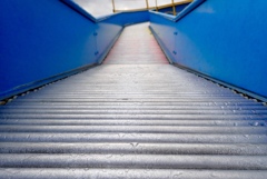 お尻が痒くなる滑り台