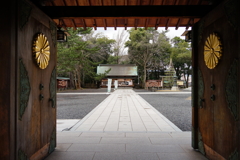 お入りください