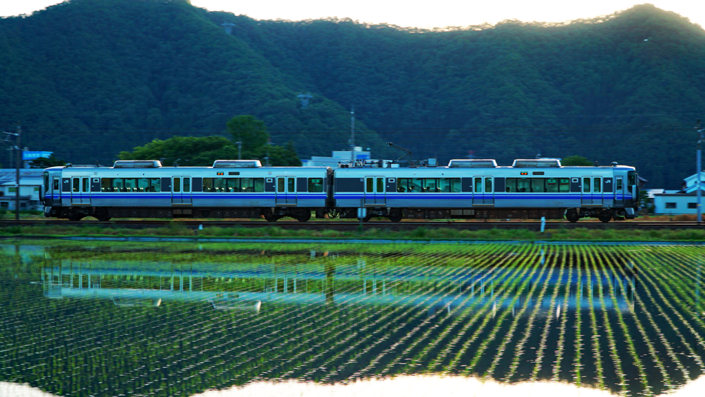 おはよ～！電車