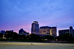 扇町公園の夜明け