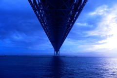 真っすぐに。瀬戸大橋