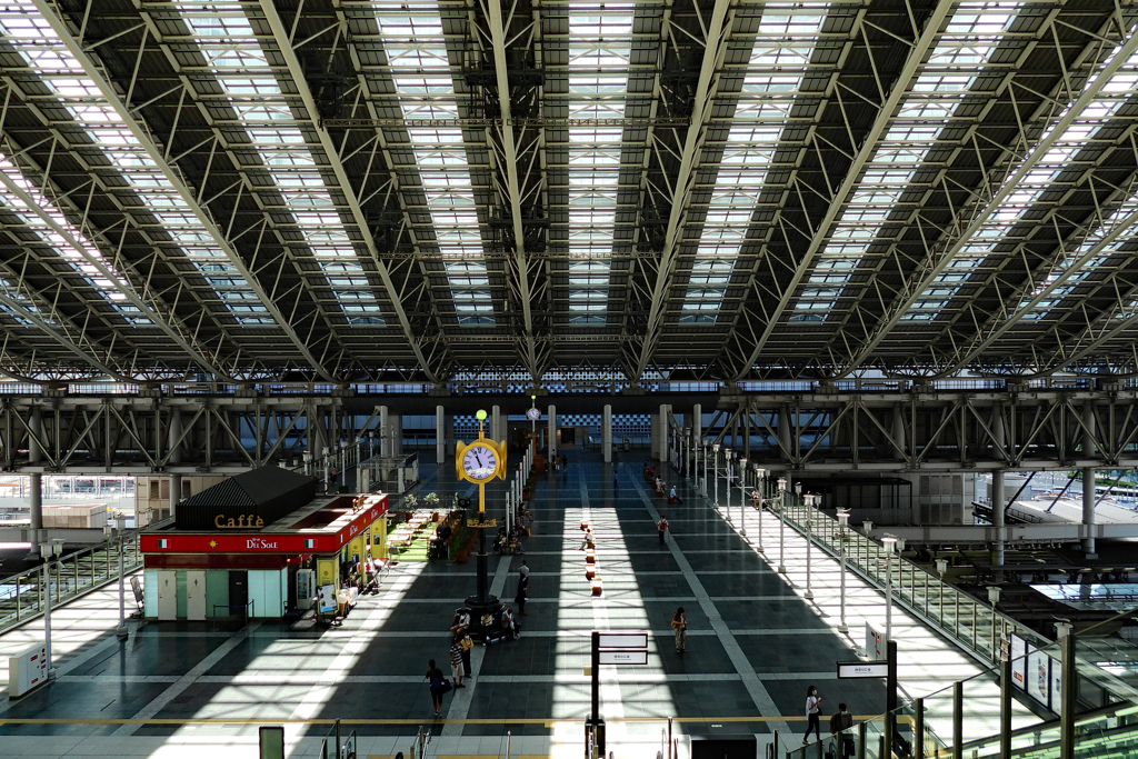久しぶりの大阪駅でした
