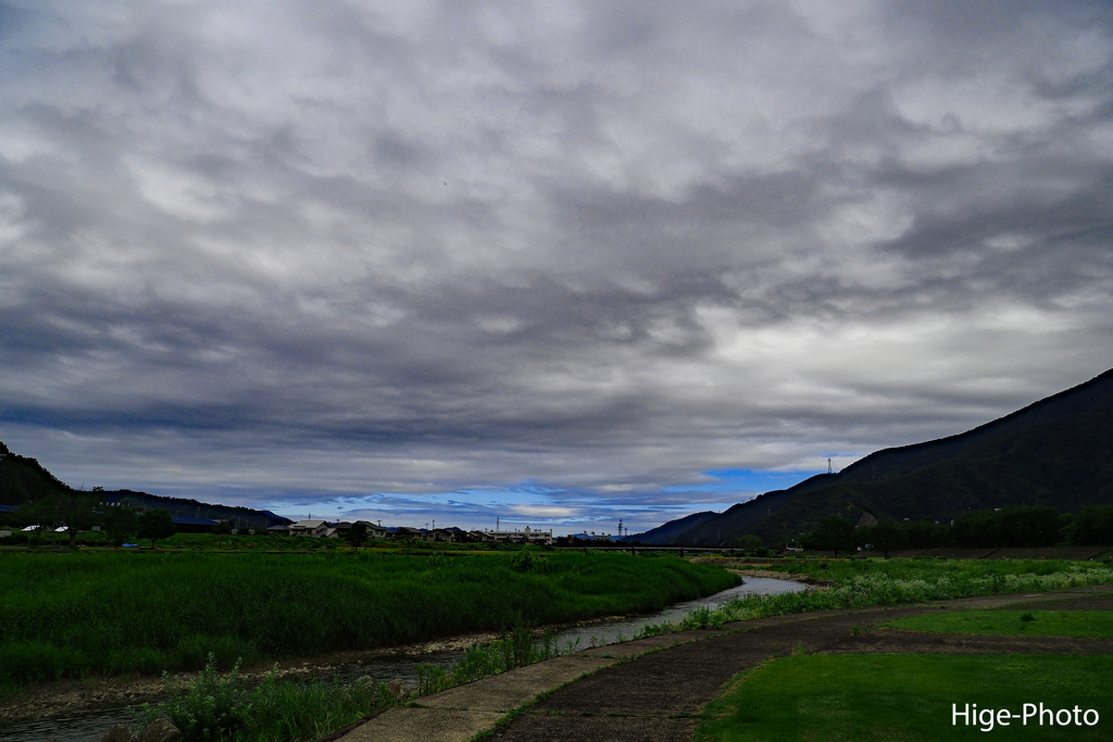 青空ははるか遠く