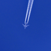 飛行機雲の先っぽ