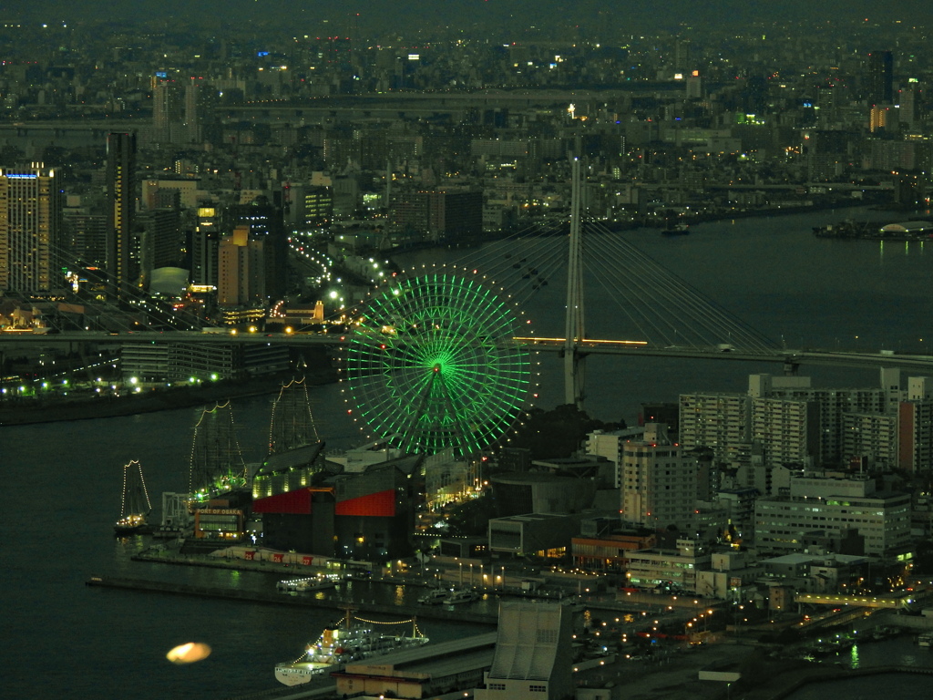 夕暮れの観覧車