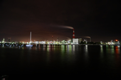 工場夜景。これでおしまい。軍配はα6500
