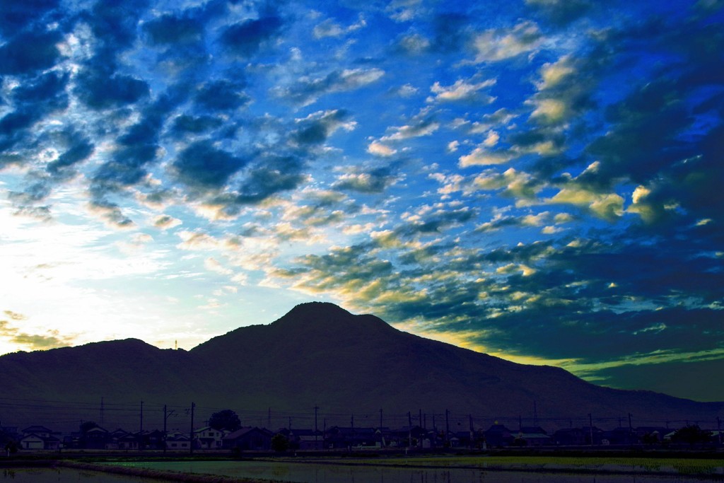 ブルースカイブルー