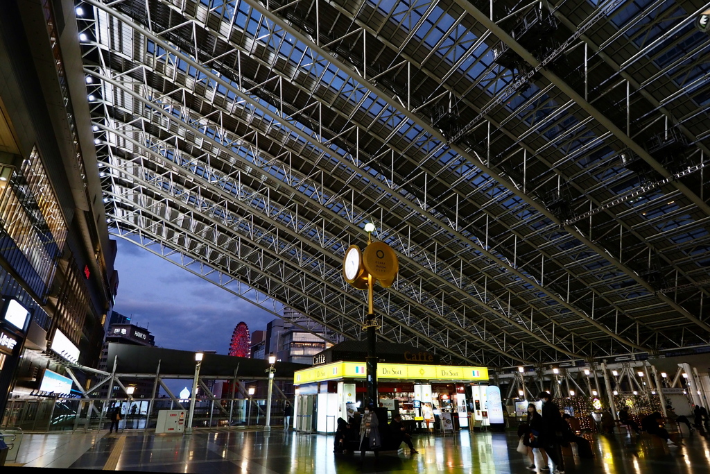 夜の大天井