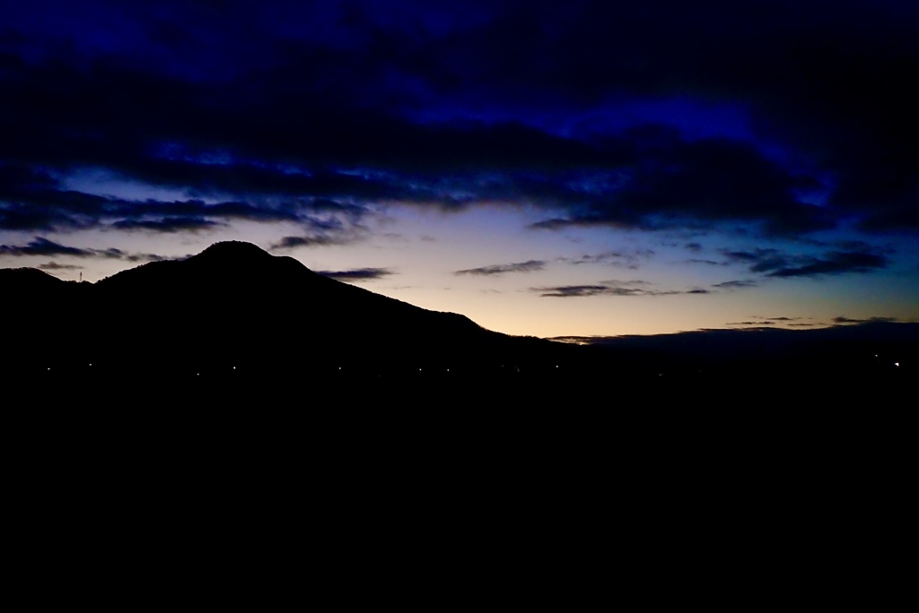 夜明けの空