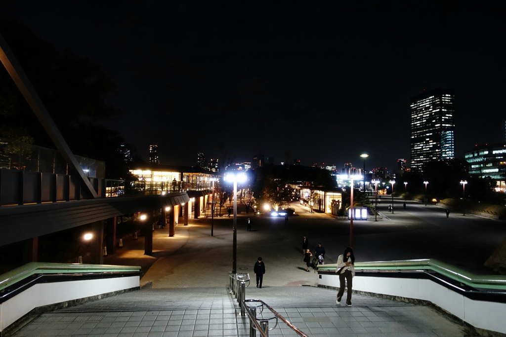 大阪城公園駅より