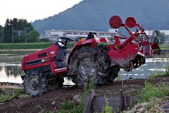 今日も働きました