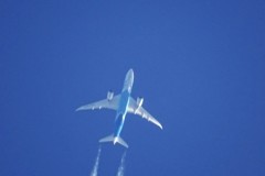 松山の空高く1