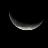 夜明け前の月