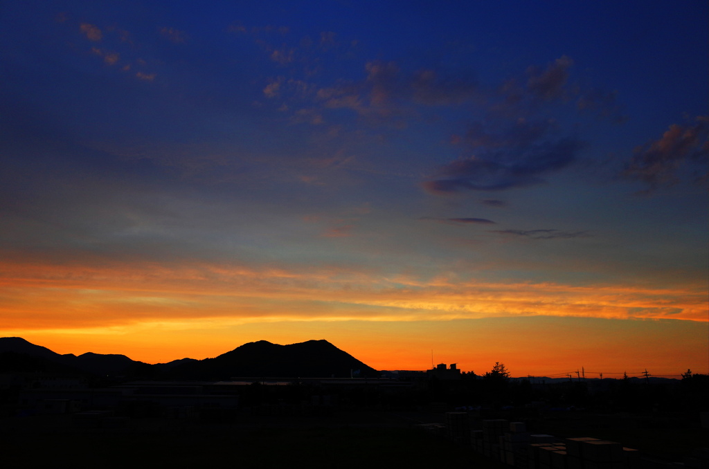 東の空の夕焼け