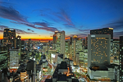 街の灯りが灯った時