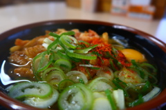 初の外食はPAの天玉うどん