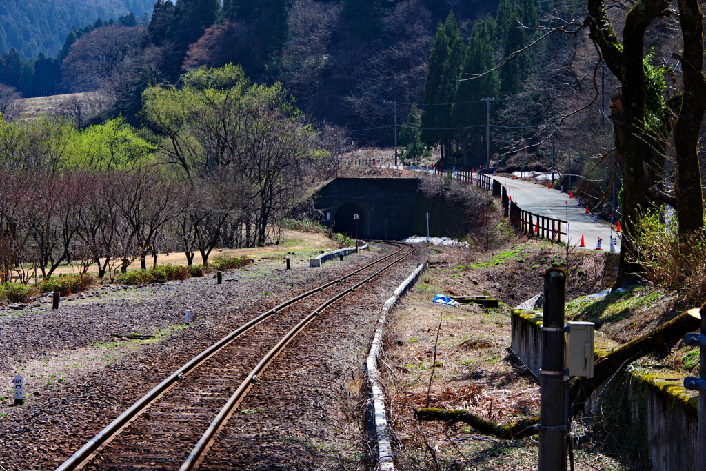 トンネル