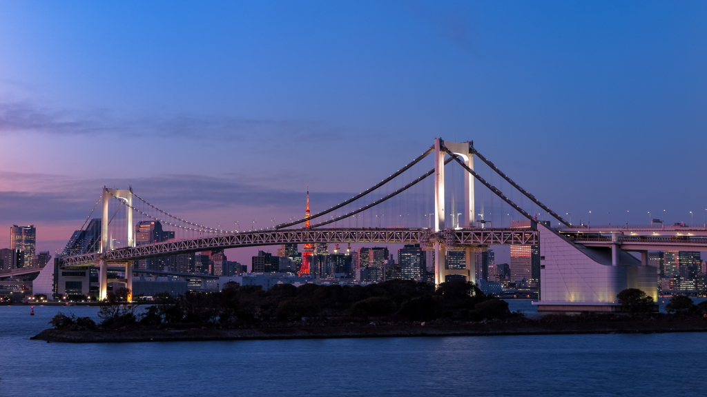 東京