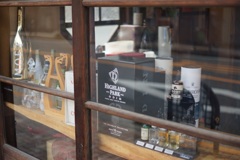 店の中