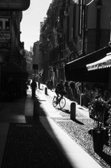 早朝の路地裏　ミラノ　2