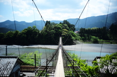 長いつり橋