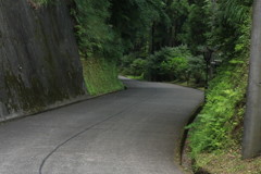 城の坂はきつい