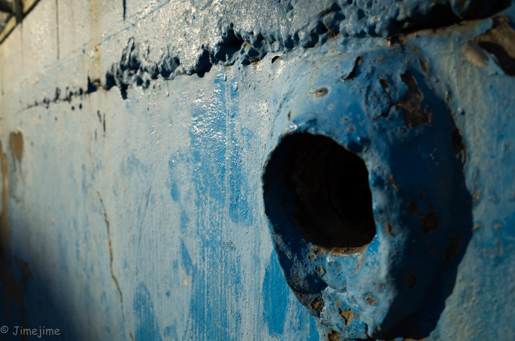 blue wall