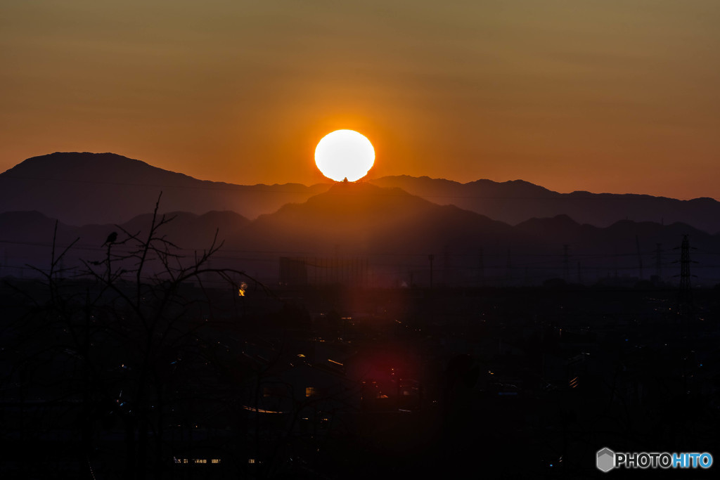 岐阜城に昇る太陽